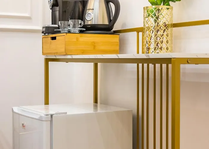 فندق مبيت وإفطار L'angolo D'o Core 4*